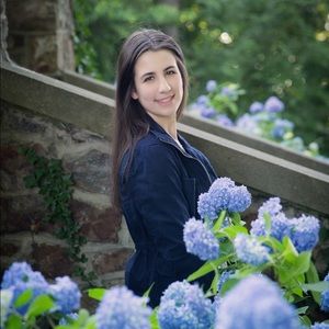 Meet your Posher, Isabella